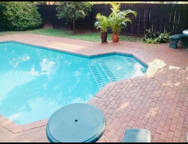 1 BEDROOM FLAT FOR SALE IN WILLARD BEACH